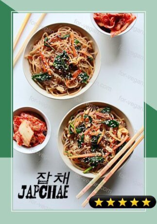 Japchae (Korean Glass Noodles) recipe