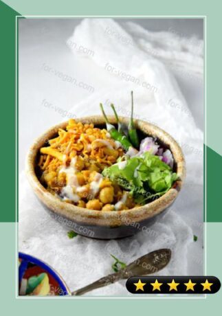Warm Chickpea Chaat (Dahi-Misal) recipe