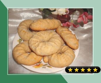 Algerian Helouwa Ta'aba (Lemon or Sesame Cookies) recipe