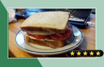 Taisen's tomato, onion and cucumber sandwich recipe