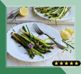 Chargrilled Asparagus & Spring Onions With Chive Flowers recipe