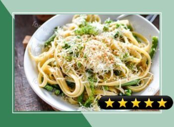 Pasta with Garlic-Infused Olive Oil and Green Veggies recipe