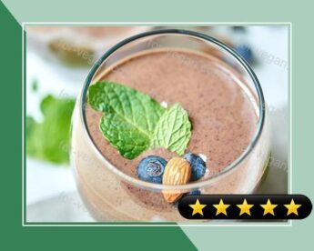 Chocolate Berry Green Smoothie recipe