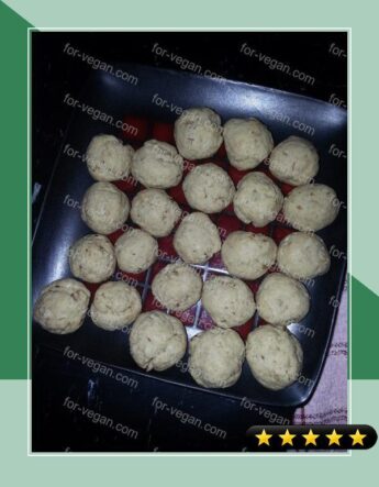 Easy Heath Almond Cookie Balls (Eggless) recipe