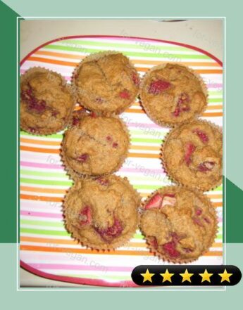 Vegan Raspberry Strawberry Muffins recipe