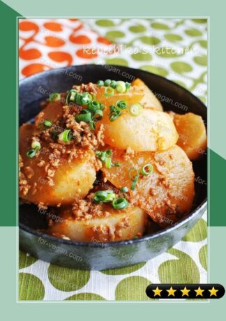 Korean Simmered Daikon Radish Soboro recipe