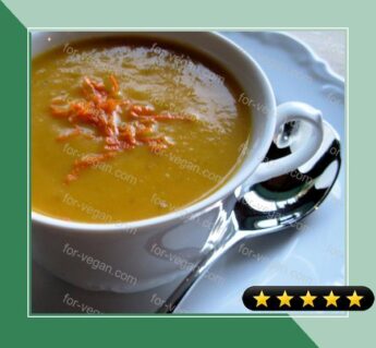 Christmas Clementine, Carrot and Coriander Soup w/ Citrus Twists recipe