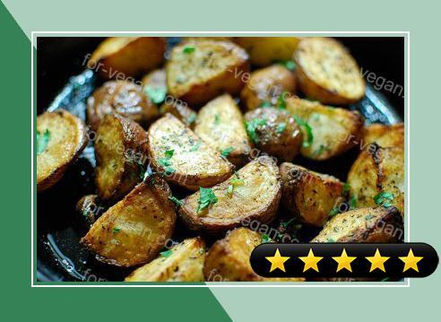 Crispy Oven-Roasted Herb Potatoes recipe