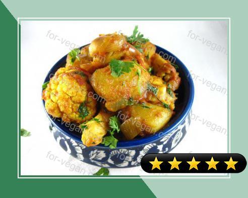 Aloo Gobhi (Indian Cauliflower and Potato Fry) recipe