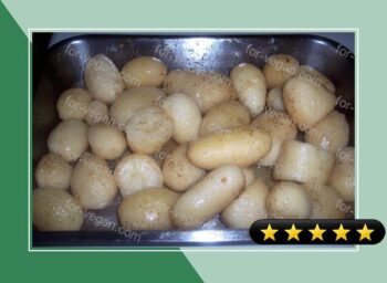 Oven-Baked New Potatoes recipe