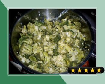 Broccoli Aglio Olio (With Garlic and Olive Oil) recipe