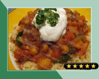 Moroccan Chickpeas With Carrot and Dates recipe