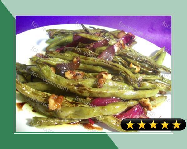 Roasted Green Beans With Onions and Walnuts recipe