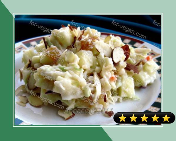 Crunchy and Healthy Apple and Cabbage Salad recipe